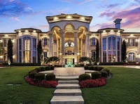 Rich Royal house