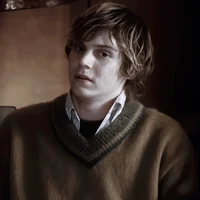 Tate Langdon 