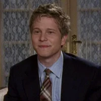 Logan Huntzberger 