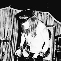 AXL ROSE