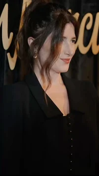 Kathryn Hahn 014