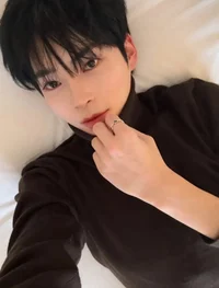 01 - sung hanbin
