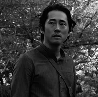18 Glenn Rhee