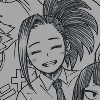 01- Momo Yaoyorozu