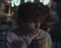 01 Lee BONES AND ALL