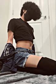 39 - CONTRAST femboy