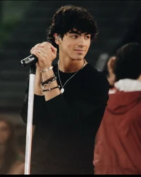 joe jonas