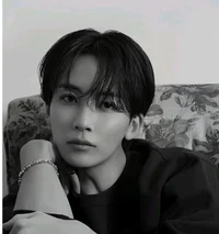 Yoon Jeonghan 