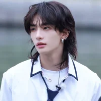 Hwang Hyunjin