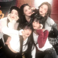 10 -  RED VELVET 