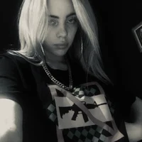 BILLIE EILLISH 