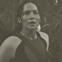 S2 KATNISS EVERDEEN