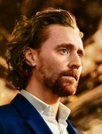 Tom hiddleston 