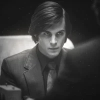 Анатолий Карпов