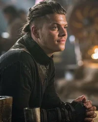 04 IVAR THE BONELESS