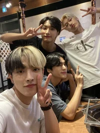 Ateez - 4 members 
