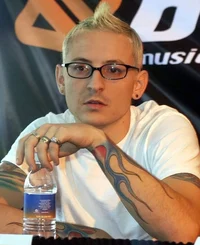 Chester Bennington 
