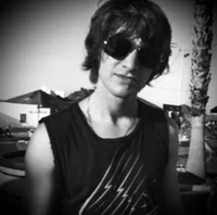 01 - ALEX TURNER