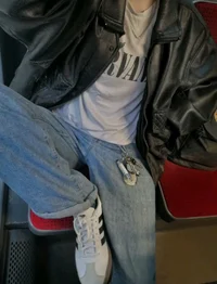 Thomas 