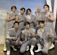 Stray Kids
