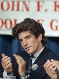 John F Kennedy Jr