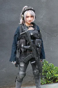 Alina airsoft girl