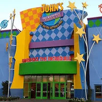 JOHNS INCREDIBLE Piz