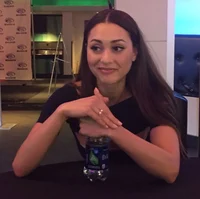 Lindsey Morgan 