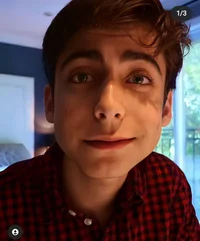 Aidan Gallagher