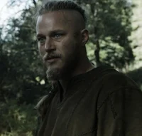 04 RAGNAR LOTHBROK