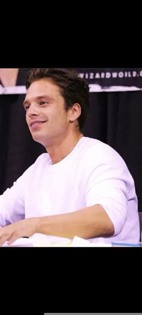 Sebastian Stan 