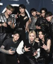 Stray Kids