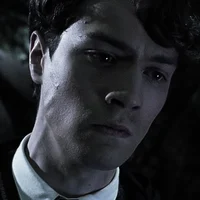 Tom riddle 