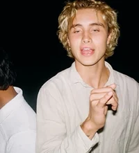 2WWL johnny sinclair