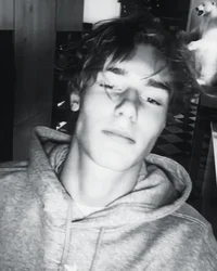 05 2 -FOREST HALSTON