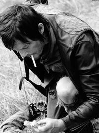 01 DARYL DIXON