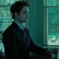 EDWARD CULLEN