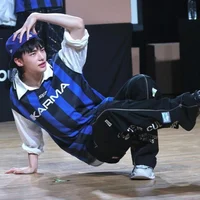 Hwang Hyunjin