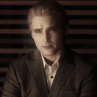 CARLISLE CULLEN