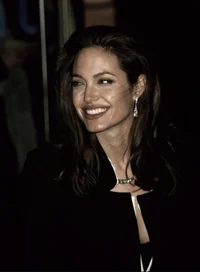 Angelina jolie