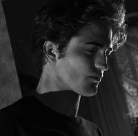 EDWARD CULLEN