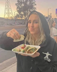 charlotte flair