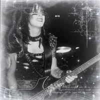 Nikki Sixx