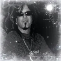 Nikki Sixx