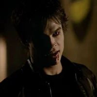 Damon Salvatore 