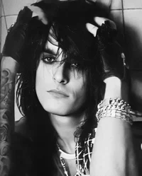 NIKKI SIXX