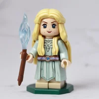 Toy elven sorceress 