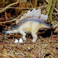 Stegosaurus mother