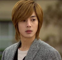 Ji-Hoo