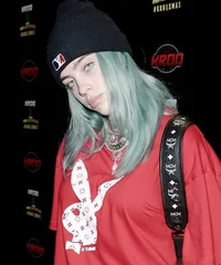 BILLIE EILLISH